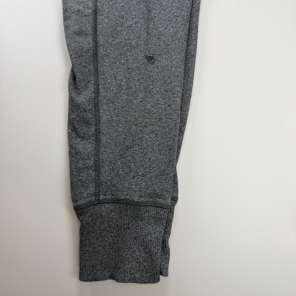 Lululemon Womens Jogger Pants Size 4 Gray Heathered Zip Back Pocket - Picture 9 of 15